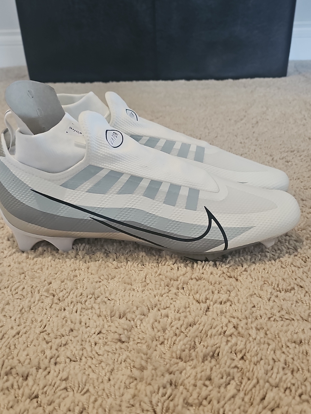 NWT Nike Men’s White Football Cleats Vapor Edge Pro 360 GHOST Size 13